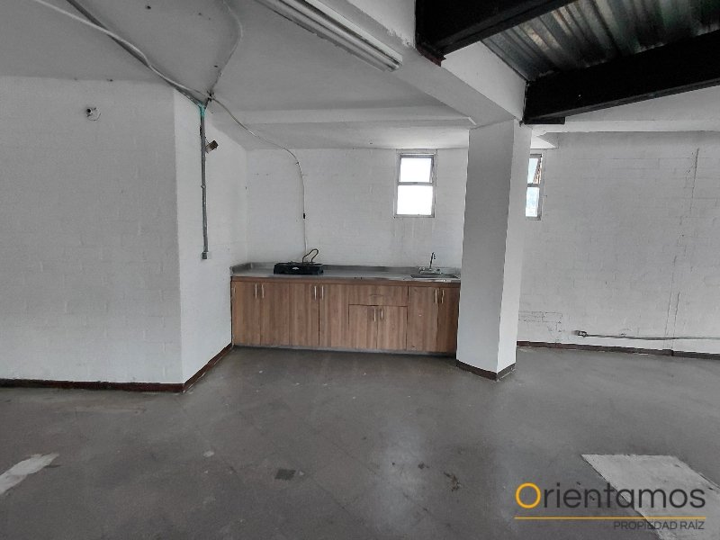 Bodega disponible para el arriendo en Medellín el codigo es 21434 foto numero 9