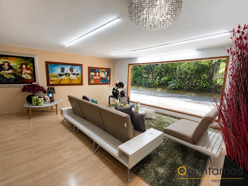 Casa-local disponible para el arriendo en Medellín el codigo es 21413 foto numero 4