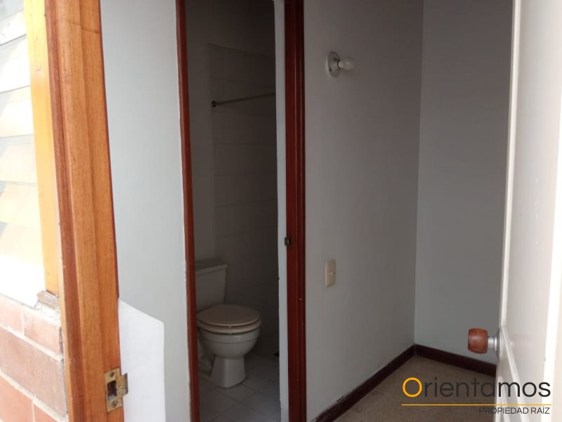 Casa disponible para el arriendo en Medellín el codigo es 20944 foto numero 19