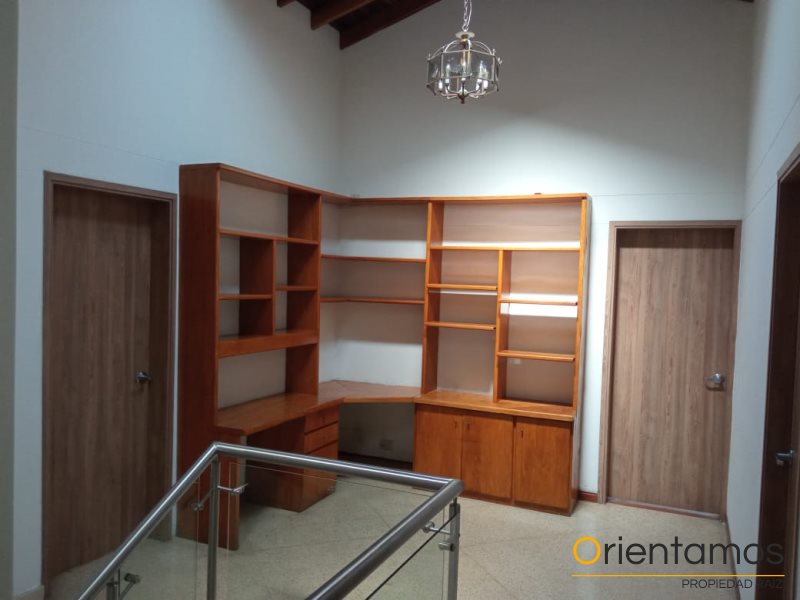 Casa disponible para el arriendo en Medellín el codigo es 20944 foto numero 11