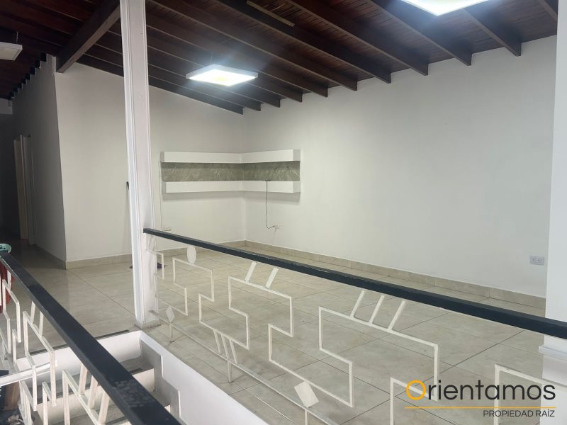 Casa-local disponible para el arriendo en Medellín el codigo es 21023 foto numero 10