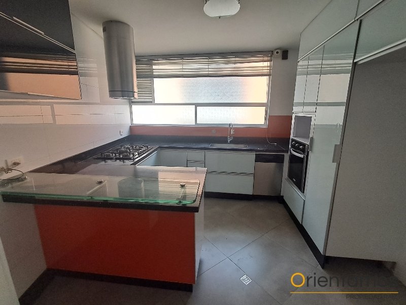 Casa disponible para el arriendo en Medellín el codigo es 21533 foto numero 3