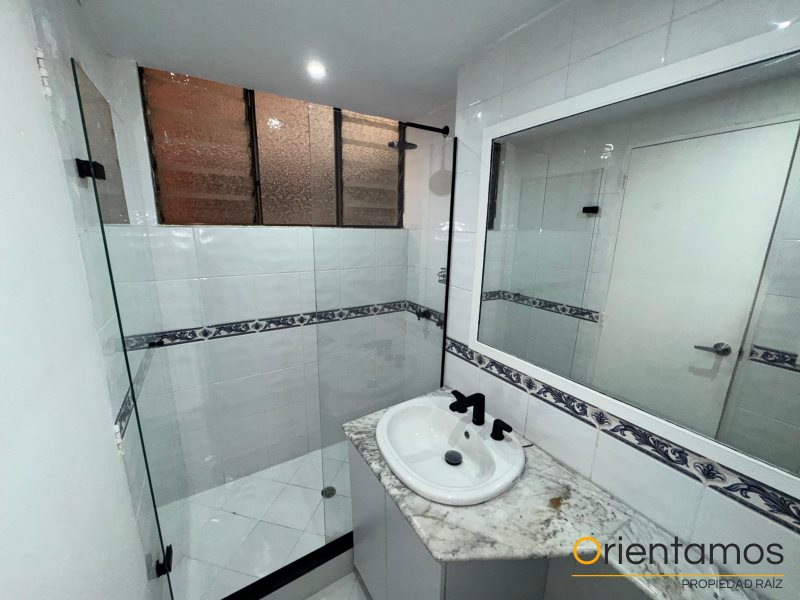 Apartamento disponible para el arriendo en Medellín el codigo es 20638 foto numero 21