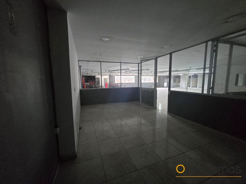 Bodega disponible para el arriendo en Medellín el codigo es 21011 foto numero 5