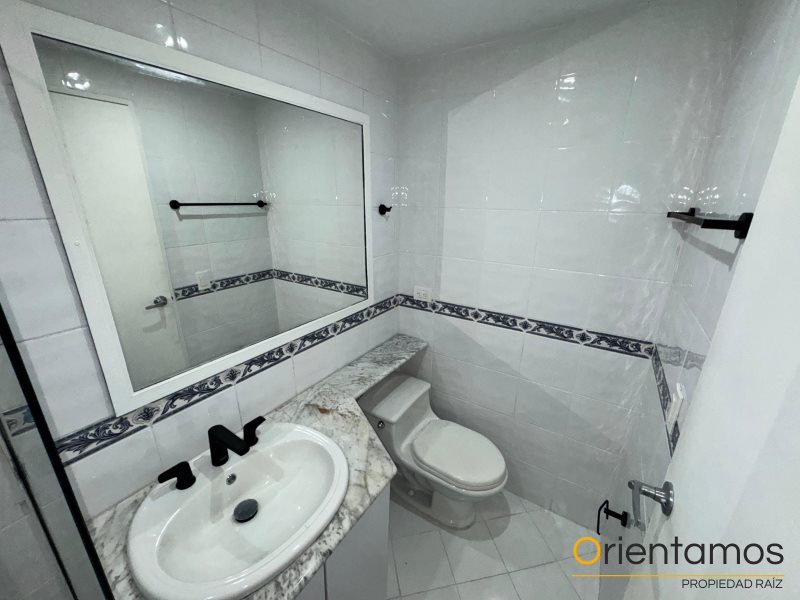 Apartamento disponible para el arriendo en Medellín el codigo es 20638 foto numero 16