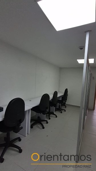 Oficina disponible para el arriendo en Medellín el codigo es 21445 foto numero 5