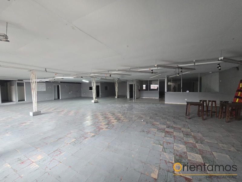 Bodega disponible para el arriendo en Medellín el codigo es 21011 foto numero 3