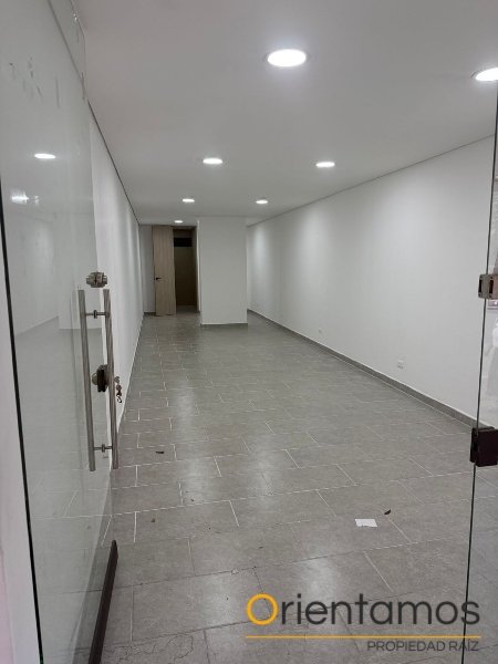 Local disponible para el arriendo en Medellín el codigo es 21185 foto numero 3
