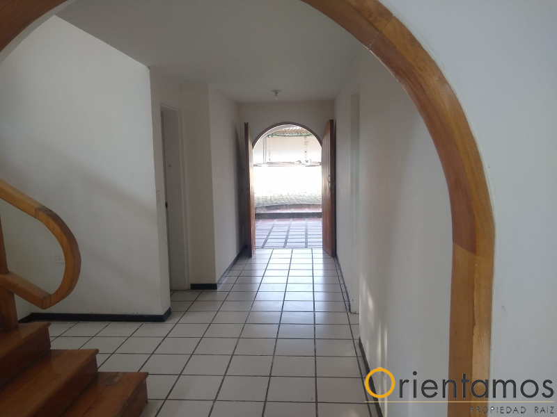 Casa para el arriendo en Medellín - Belen el codigo es 17208 foto numero 19