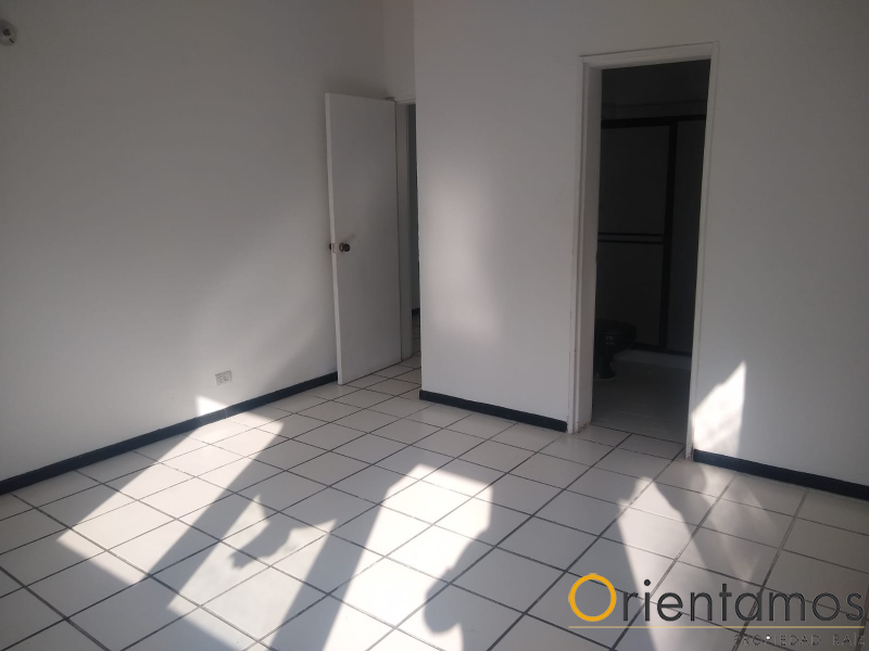 Casa para el arriendo en Medellín - Belen el codigo es 17208 foto numero 25