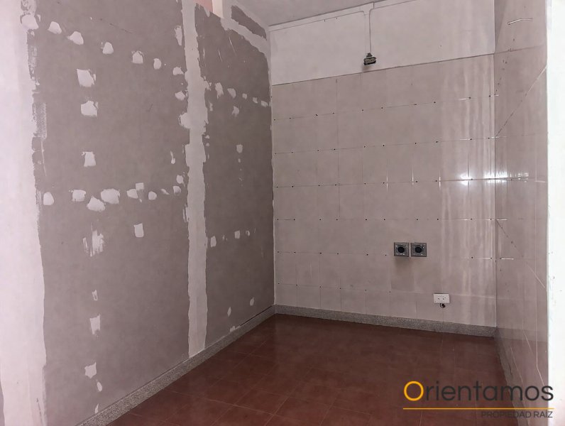 Casa-local disponible para el arriendo en Medellín el codigo es 21062 foto numero 9