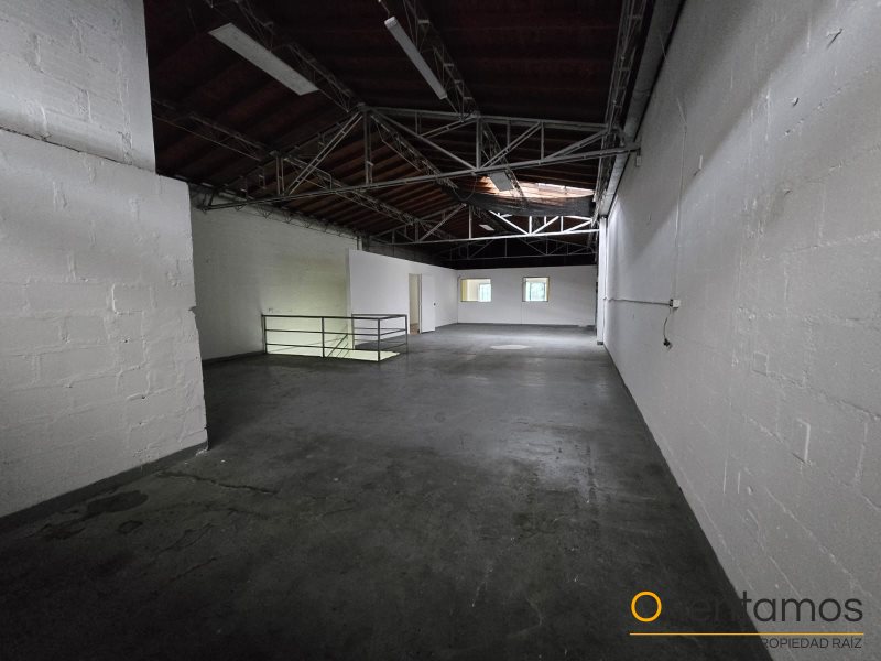 Bodega disponible para el arriendo en Medellín el codigo es 21024 foto numero 7