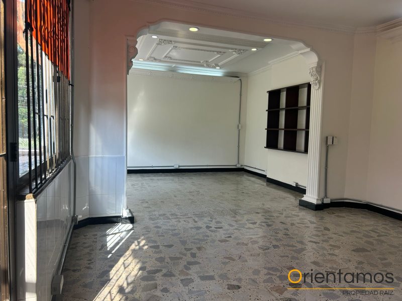 Local disponible para el arriendo en Medellín el codigo es 20971 foto numero 7