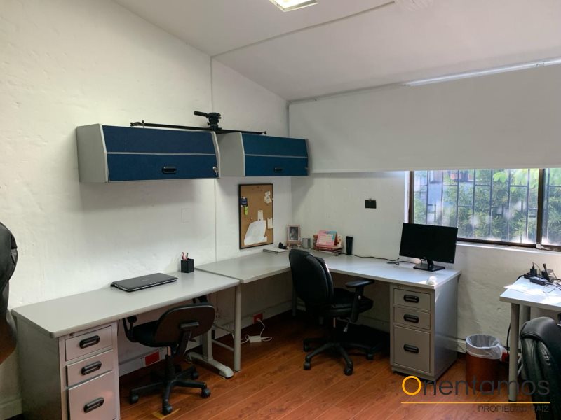 Casa-local disponible para el arriendo en Medellín el codigo es 18975 foto numero 7