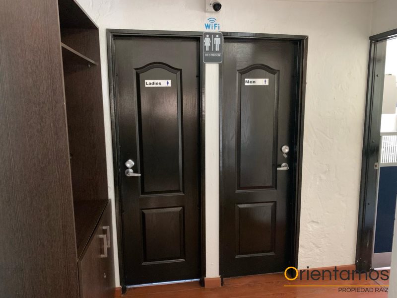 Casa-local disponible para el arriendo en Medellín el codigo es 18975 foto numero 6