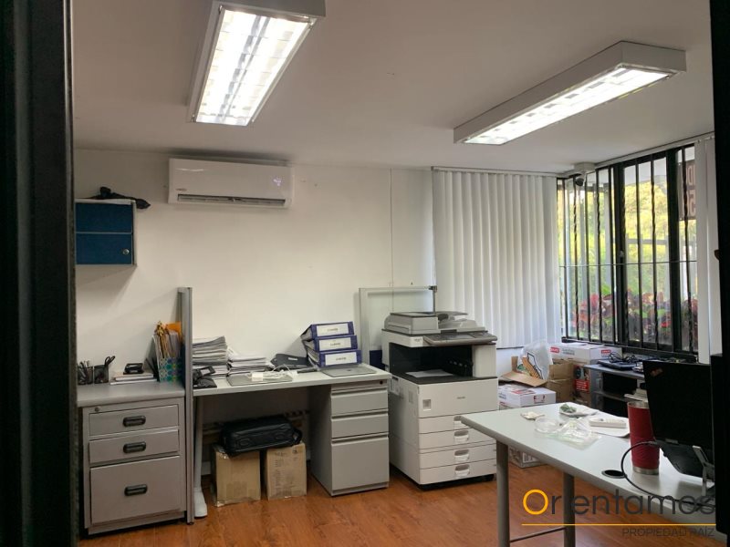 Casa-local disponible para el arriendo en Medellín el codigo es 18975 foto numero 8