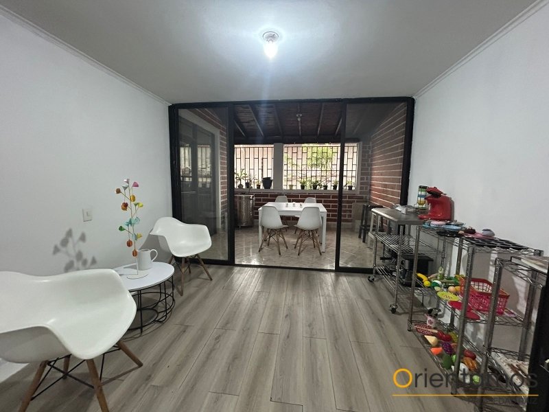 Casa disponible para el arriendo en Medellín el codigo es 21055 foto numero 6