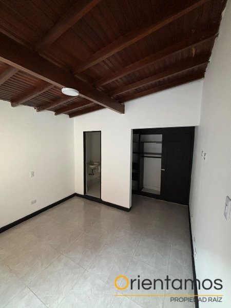 Casa-local disponible para el arriendo en Medellín el codigo es 21430 foto numero 7