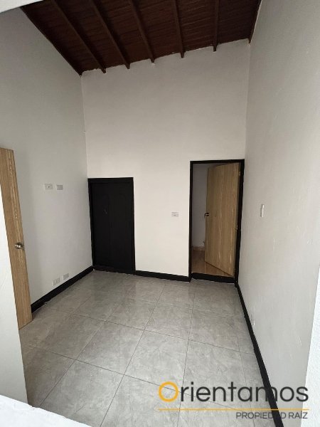 Casa-local disponible para el arriendo en Medellín el codigo es 21430 foto numero 10