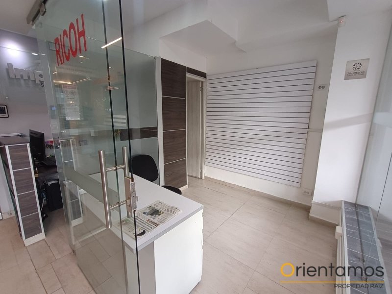 Oficina disponible para el arriendo en Medellín el codigo es 21332 foto numero 3