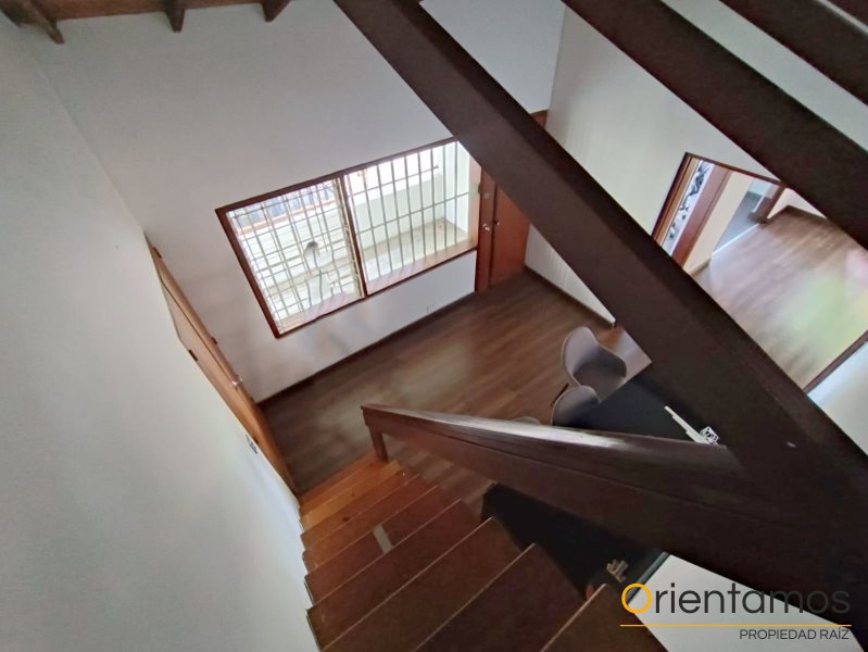 Casa-local disponible para el arriendo en Medellín el codigo es 5852 foto numero 6