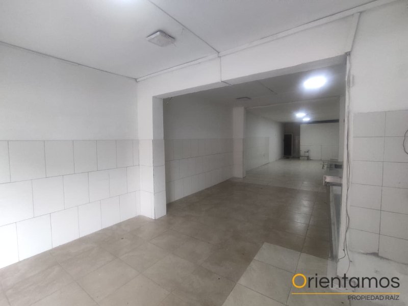Local disponible para el arriendo en Medellín el codigo es 943 foto numero 4