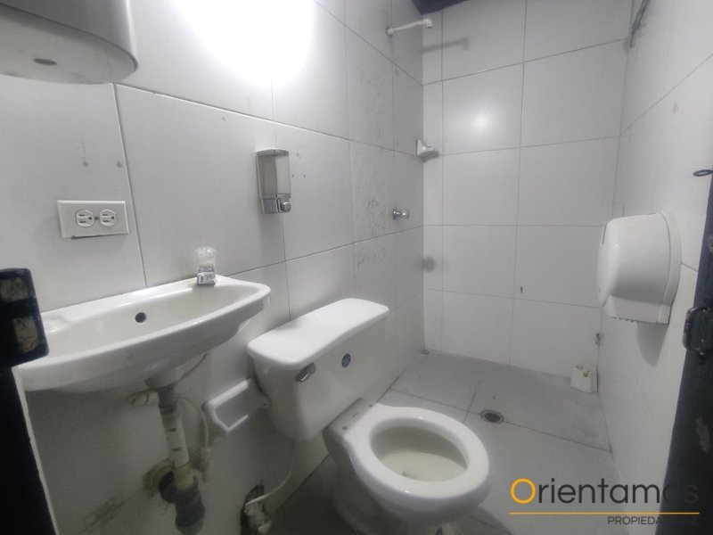 Local disponible para el arriendo en Medellín el codigo es 943 foto numero 9