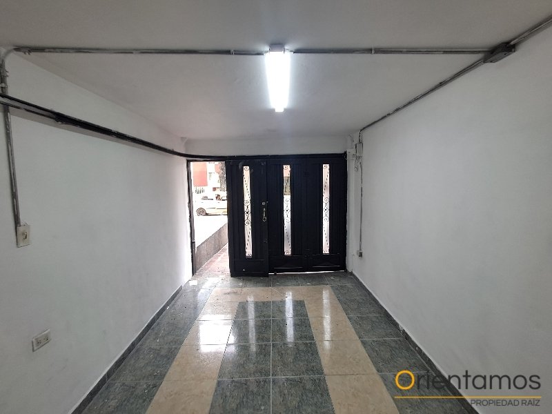 Local disponible para el arriendo en Medellín el codigo es 21575 foto numero 4