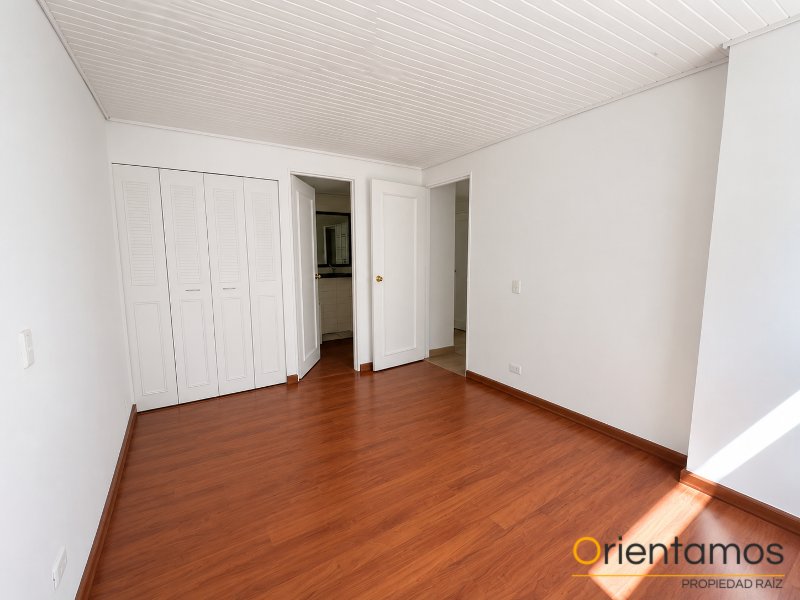 Apartamento disponible para el arriendo en Medellín el codigo es 21443 foto numero 6