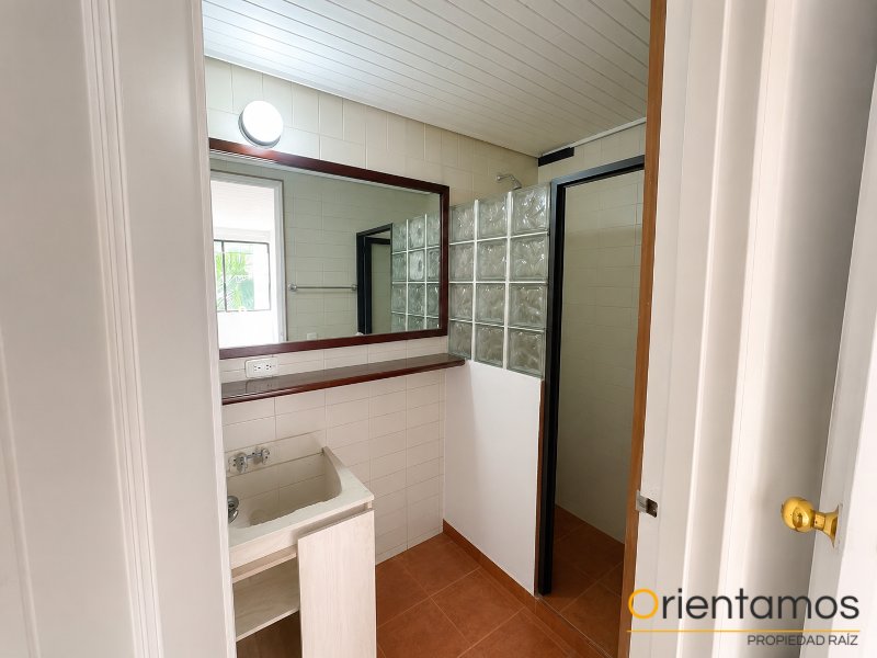 Apartamento disponible para el arriendo en Medellín el codigo es 21443 foto numero 7