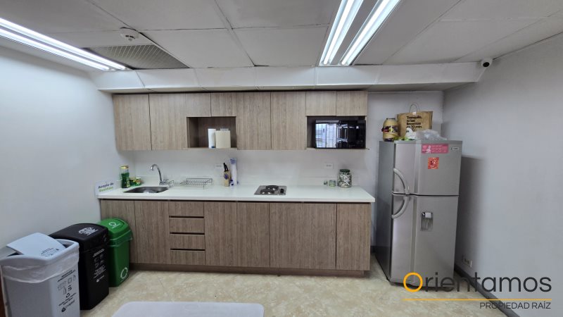 Oficina disponible para el arriendo en Medellín el codigo es 20185 foto numero 12