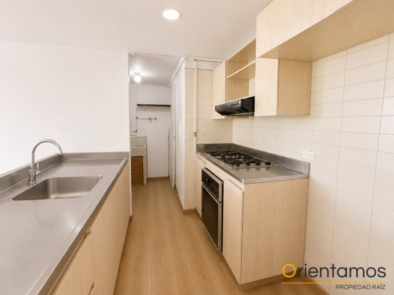Apartamento disponible para el arriendo en Medellín el codigo es 21443 foto numero 5