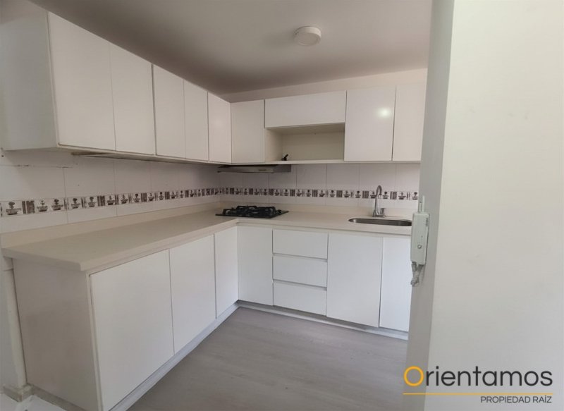Apartamento disponible para el arriendo en Medellín el codigo es 20284 foto numero 6