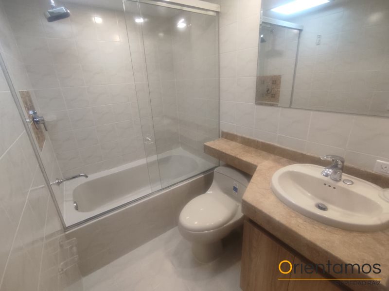 Apartamento disponible para el arriendo en Medellín el codigo es 20936 foto numero 12