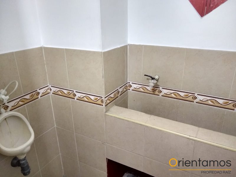 Bodega para el arriendo en Medellín - Caribe el codigo es 18824 foto numero 7