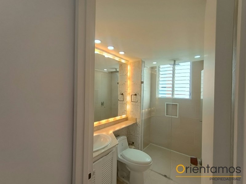 Apartamento disponible para el arriendo en Medellín el codigo es 21571 foto numero 12