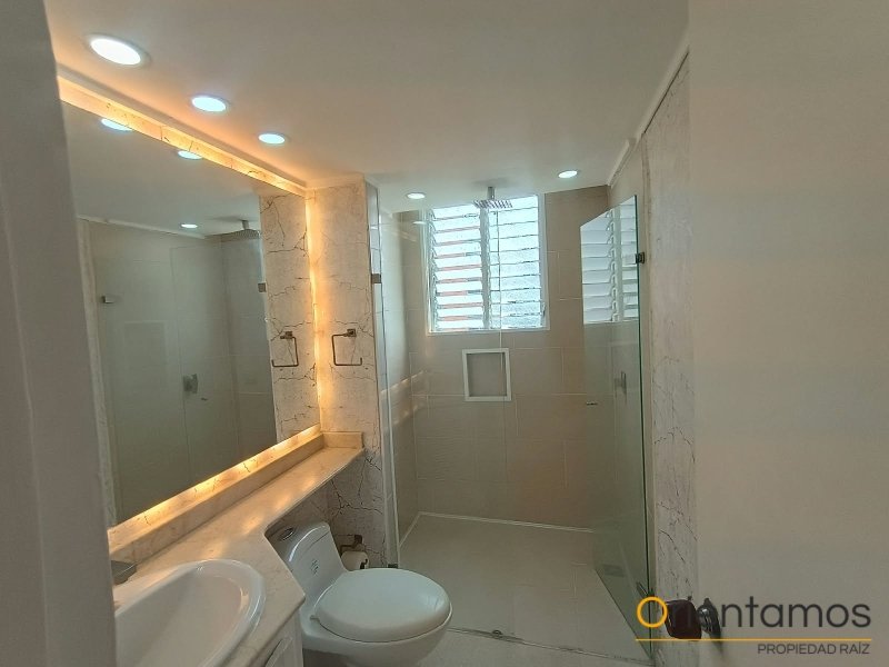 Apartamento disponible para el arriendo en Medellín el codigo es 21571 foto numero 13