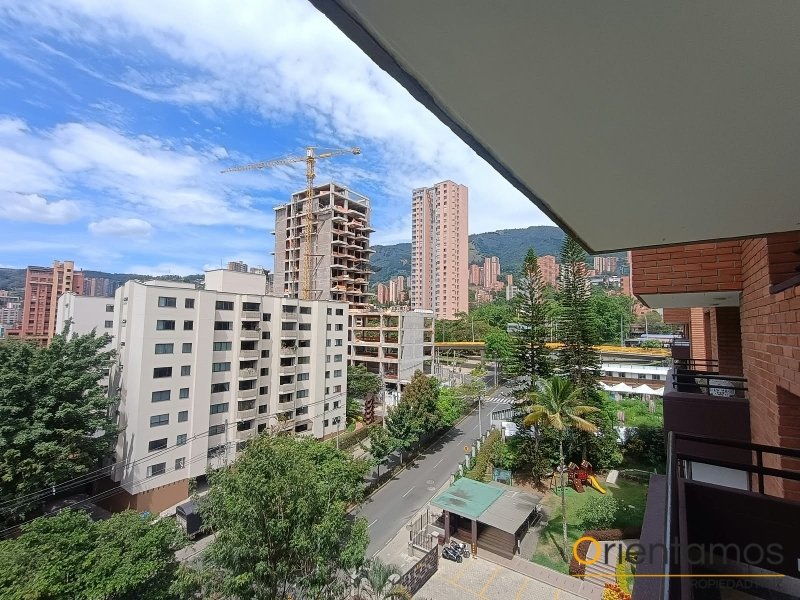 Apartamento disponible para el arriendo en Medellín el codigo es 21571 foto numero 21