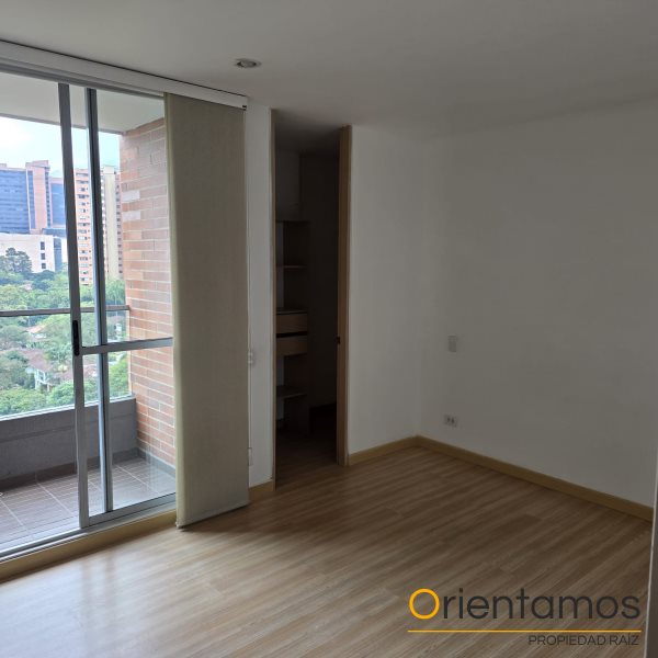 Apartamento disponible para el arriendo en Medellín el codigo es 20932 foto numero 5
