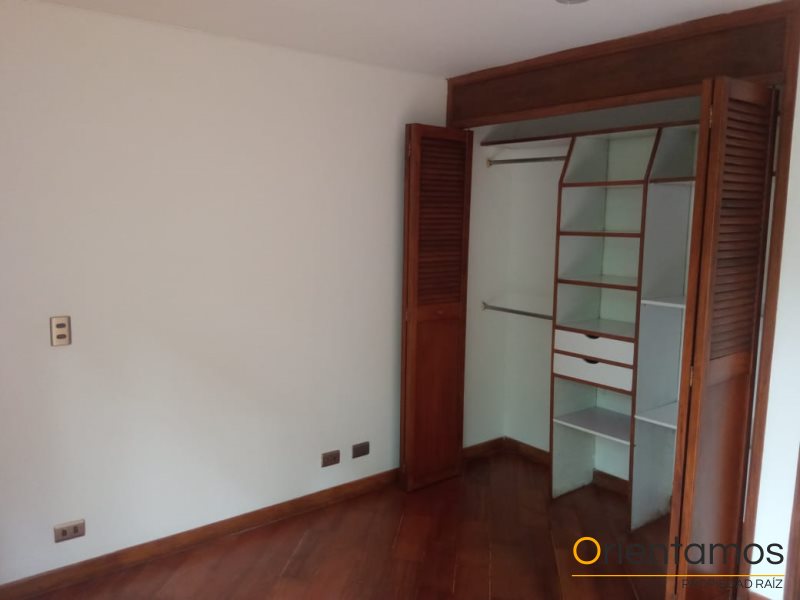 Apartaestudio disponible para el arriendo en Medellín el codigo es 20948 foto numero 8