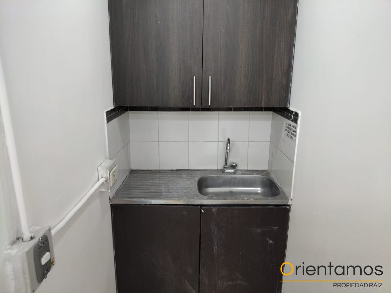 Local para el arriendo en Medellín - Boston el codigo es 20706 foto numero 16