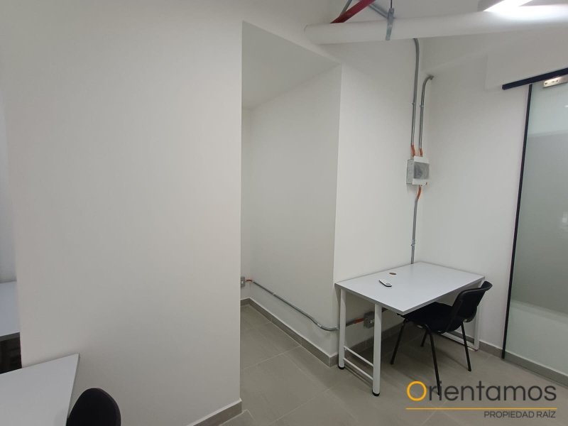 Oficina disponible para el arriendo en Medellín el codigo es 21366 foto numero 4