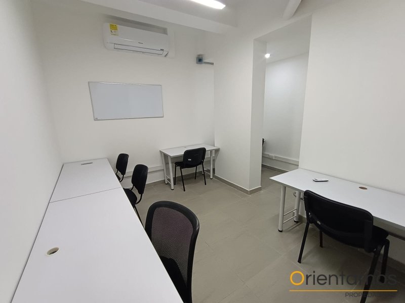 Oficina disponible para el arriendo en Medellín el codigo es 21366 foto numero 3