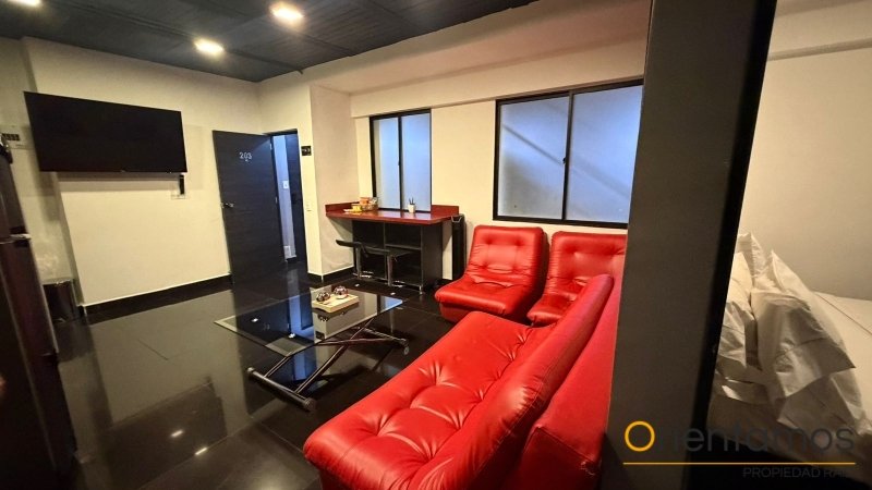 Edificio disponible para venta o arriendo en Medellín el codigo es 21241 foto numero 4