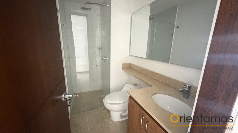 Apartamento disponible para el arriendo en Medellín el codigo es 21296 foto numero 8