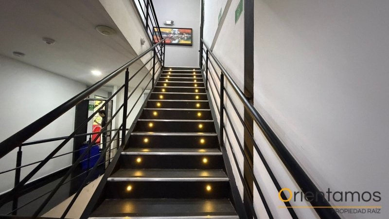 Edificio disponible para venta o arriendo en Medellín el codigo es 21241 foto numero 10