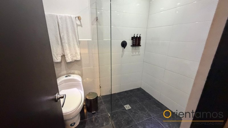 Edificio disponible para venta o arriendo en Medellín el codigo es 21241 foto numero 20