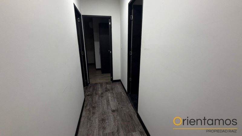 Edificio disponible para venta o arriendo en Medellín el codigo es 21241 foto numero 22