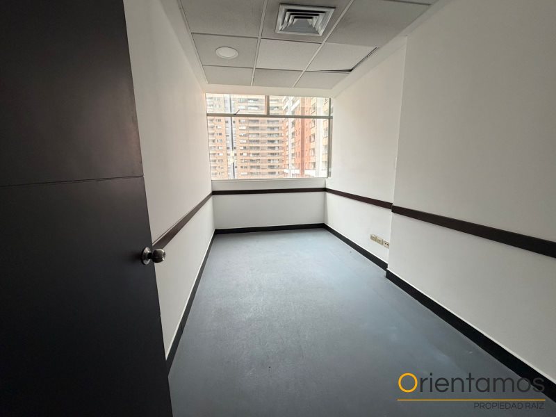 Oficina disponible para el arriendo en Medellín el codigo es 20981 foto numero 9