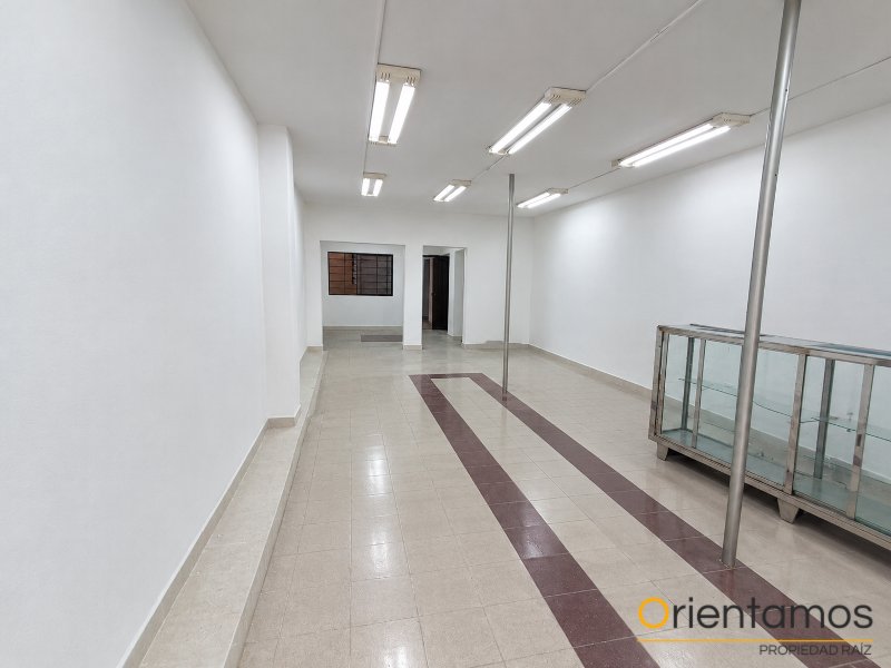 Local para el arriendo en Envigado - Central el codigo es 21662 foto numero 3